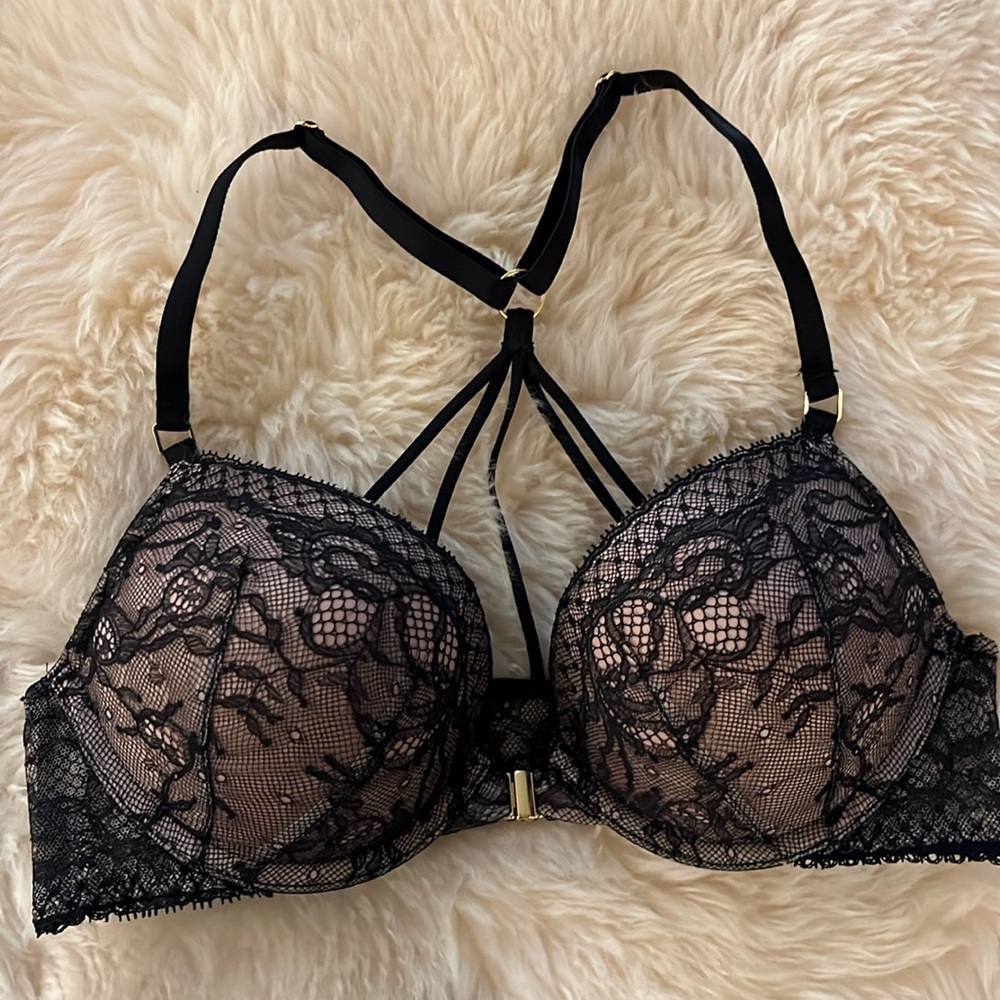 Victoria’s Secret Bombshell Plunge Bra